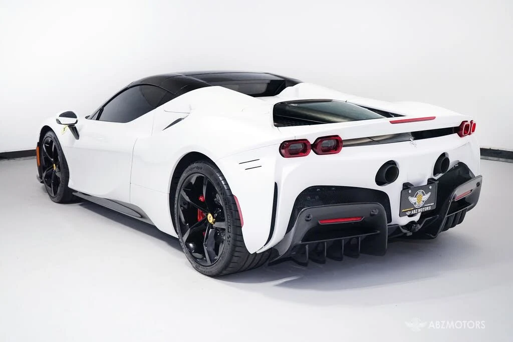 2025 Ferrari SF90 Spider - Image 7 of 31
