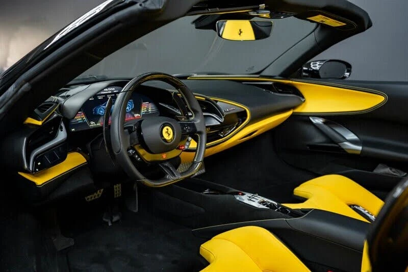 2025 Ferrari SF90 Spider - Image 20 of 31