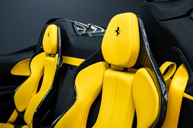 2025 Ferrari SF90 Spider - Image 23 of 31