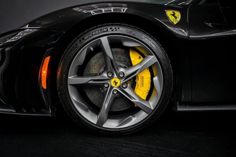 2025 Ferrari SF90 Spider - Image 13 of 31