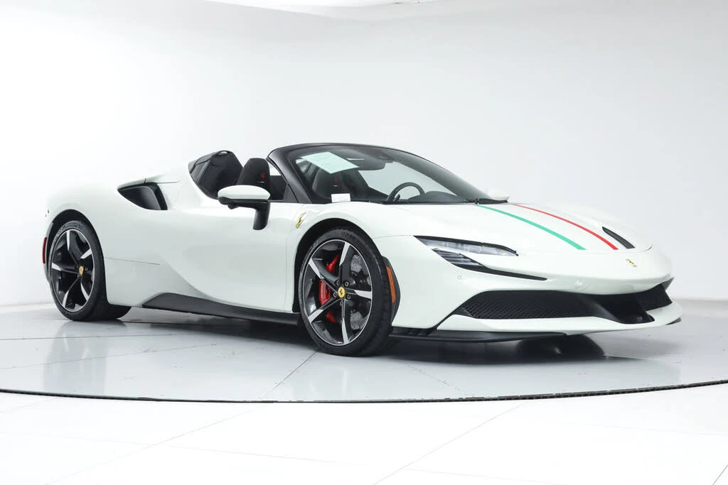 2025 Ferrari SF90 Spider - Image 12 of 31