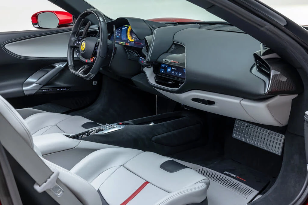 2025 Ferrari SF90 Spider - Image 31 of 31