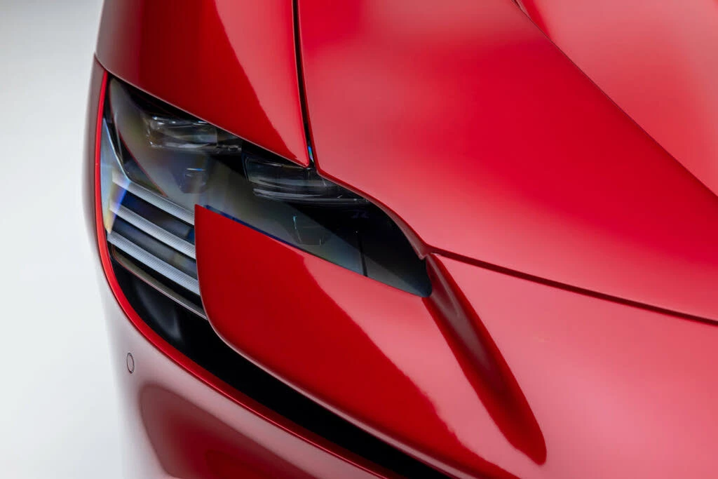 2025 Ferrari SF90 Spider - Image 16 of 31