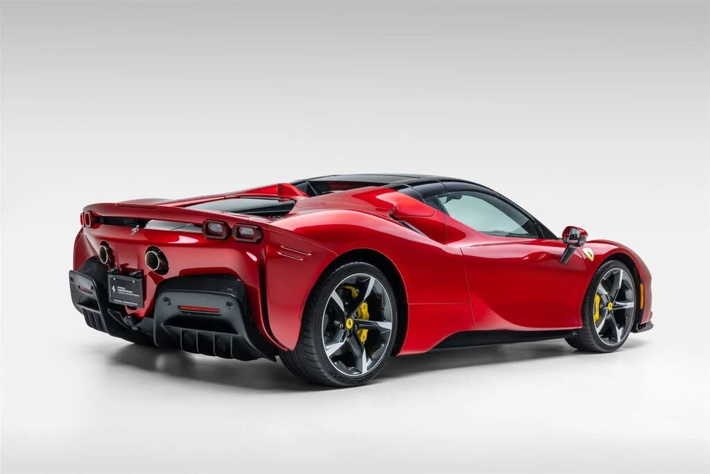 2025 Ferrari SF90 Spider - Image 11 of 31