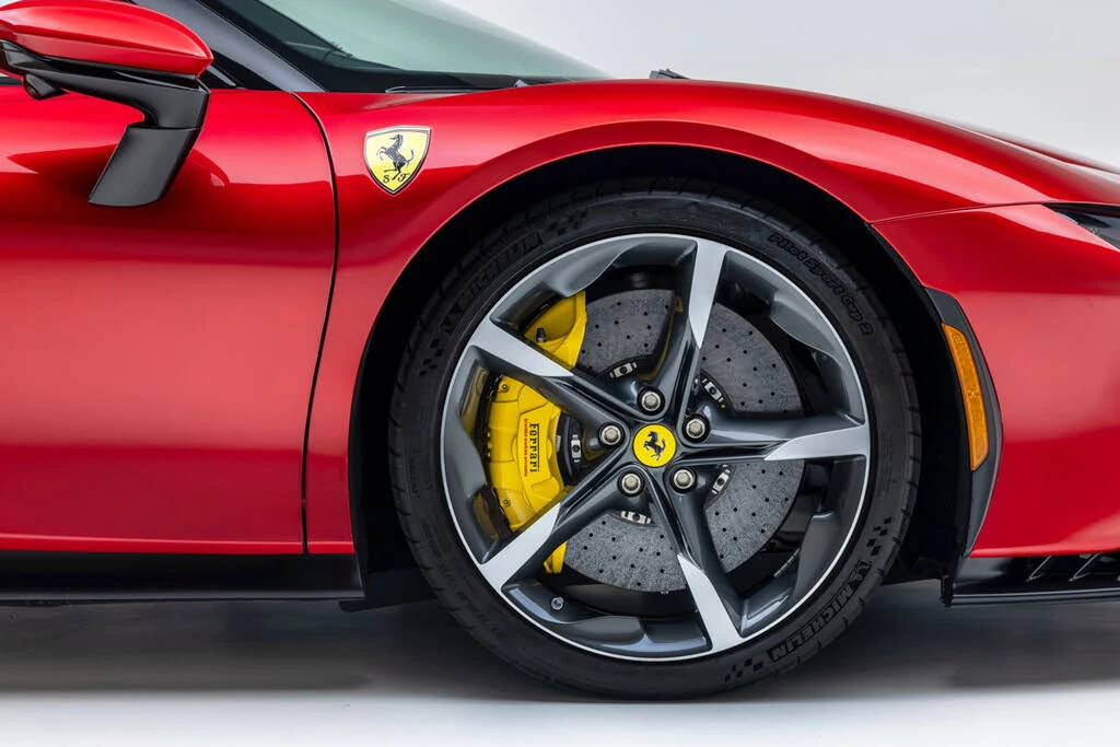 2025 Ferrari SF90 Spider - Image 9 of 31