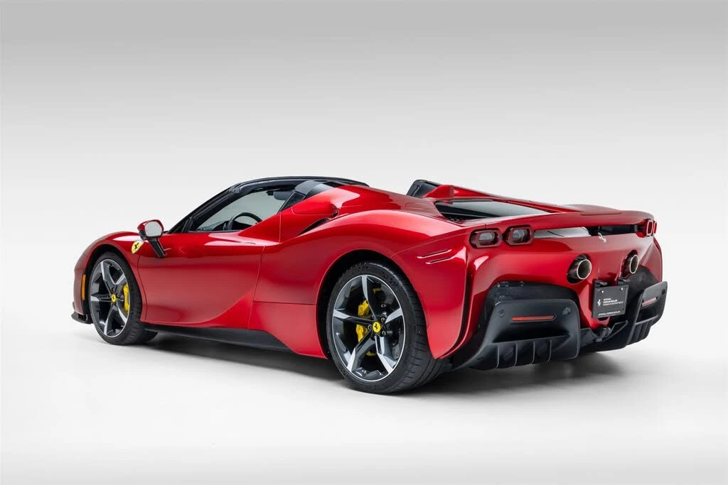 2025 Ferrari SF90 Spider - Image 5 of 31