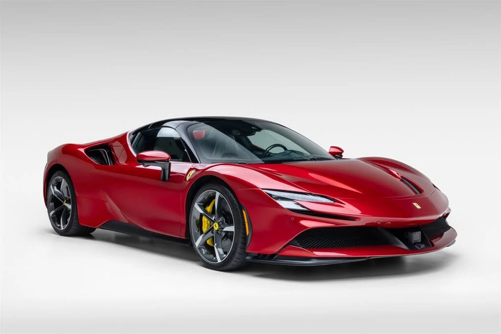 2025 Ferrari SF90 Spider - Image 14 of 31