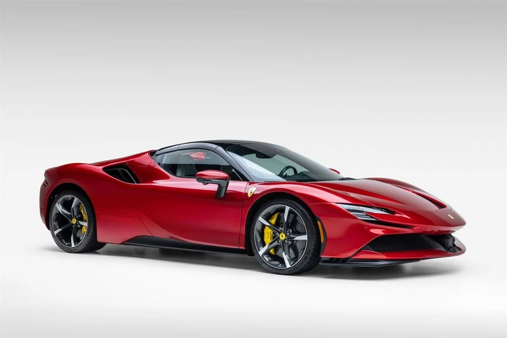 2025 Ferrari SF90 Spider - Image 13 of 31
