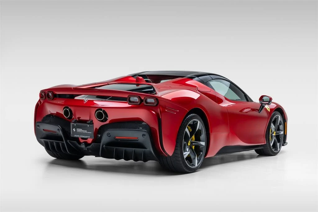 2025 Ferrari SF90 Spider - Image 10 of 31