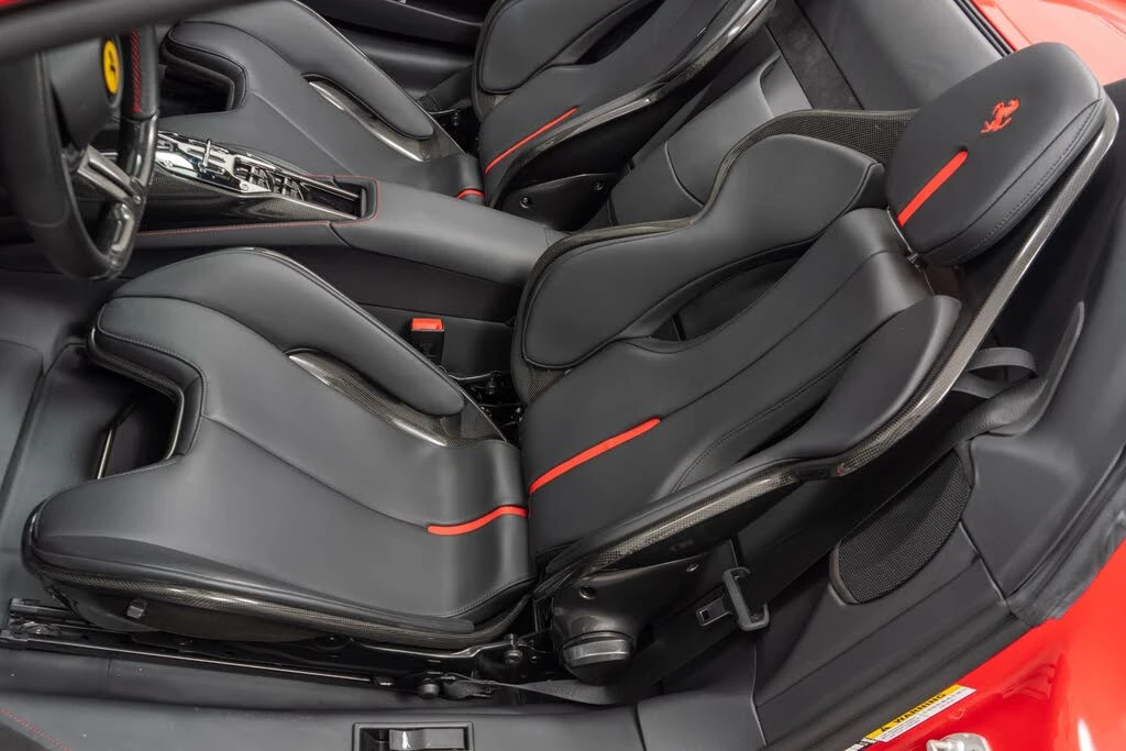2025 Ferrari SF90 Spider - Image 24 of 31