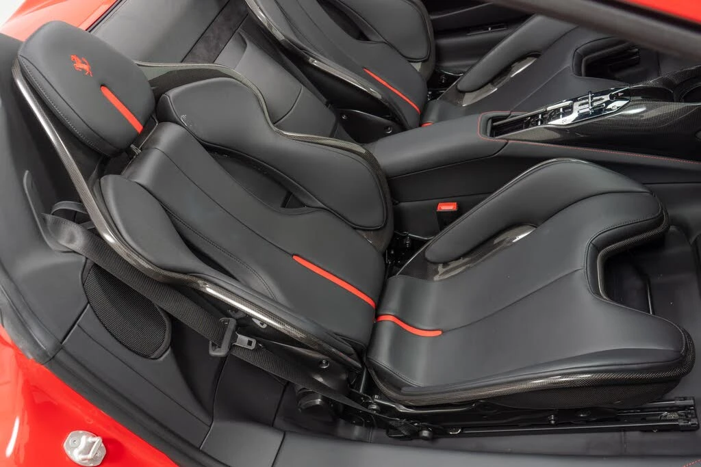 2025 Ferrari SF90 Spider - Image 25 of 31