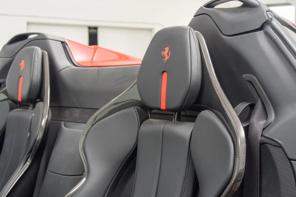 2025 Ferrari SF90 Spider - Image 26 of 31
