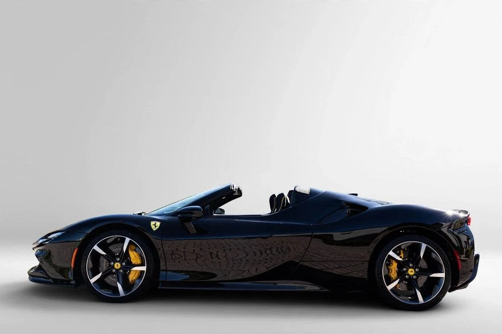 2025 Ferrari SF90 Spider - Image 9 of 31