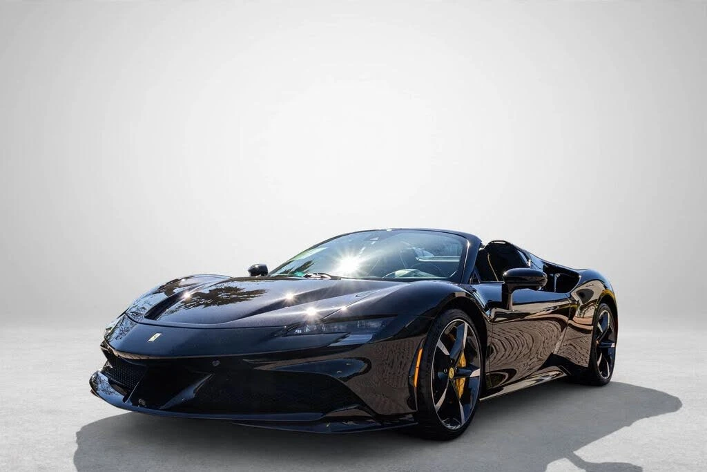 2025 Ferrari SF90 Spider - Image 30 of 31