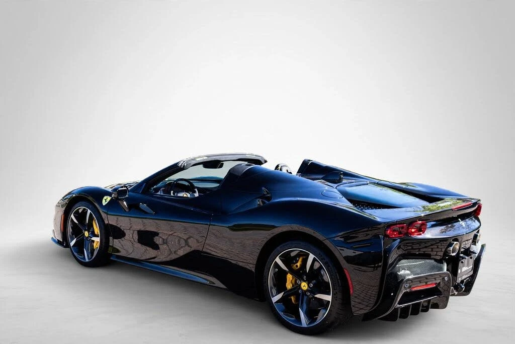 2025 Ferrari SF90 Spider - Image 8 of 31