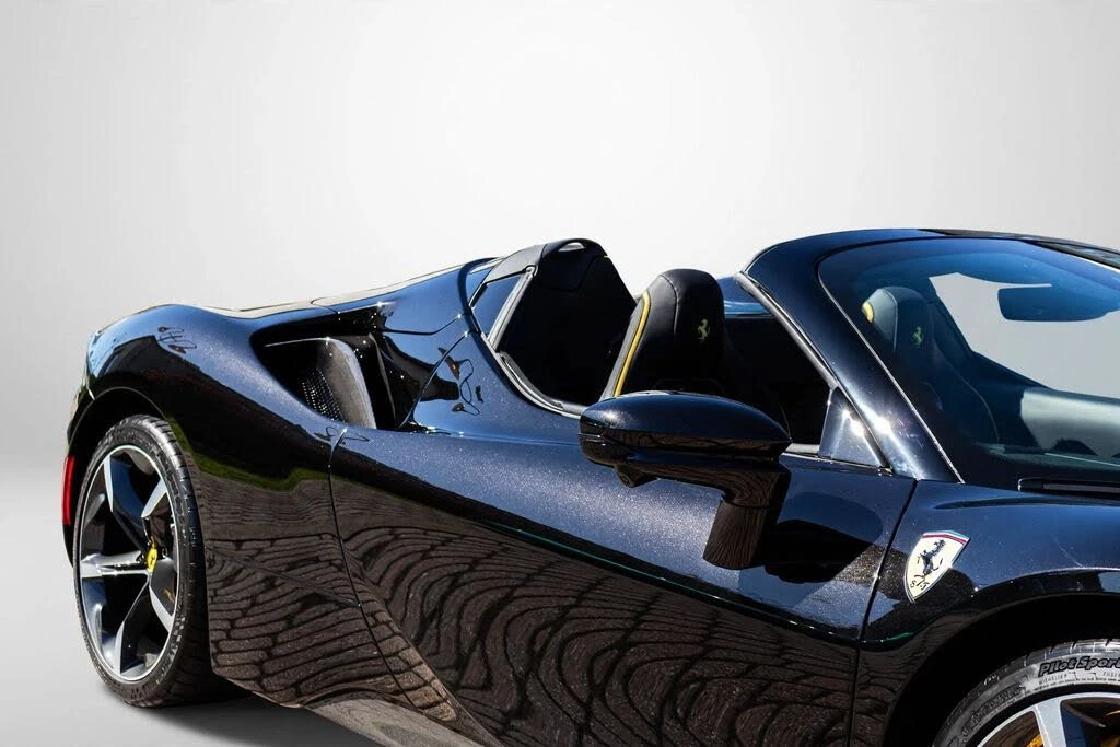 2025 Ferrari SF90 Spider - Image 16 of 31