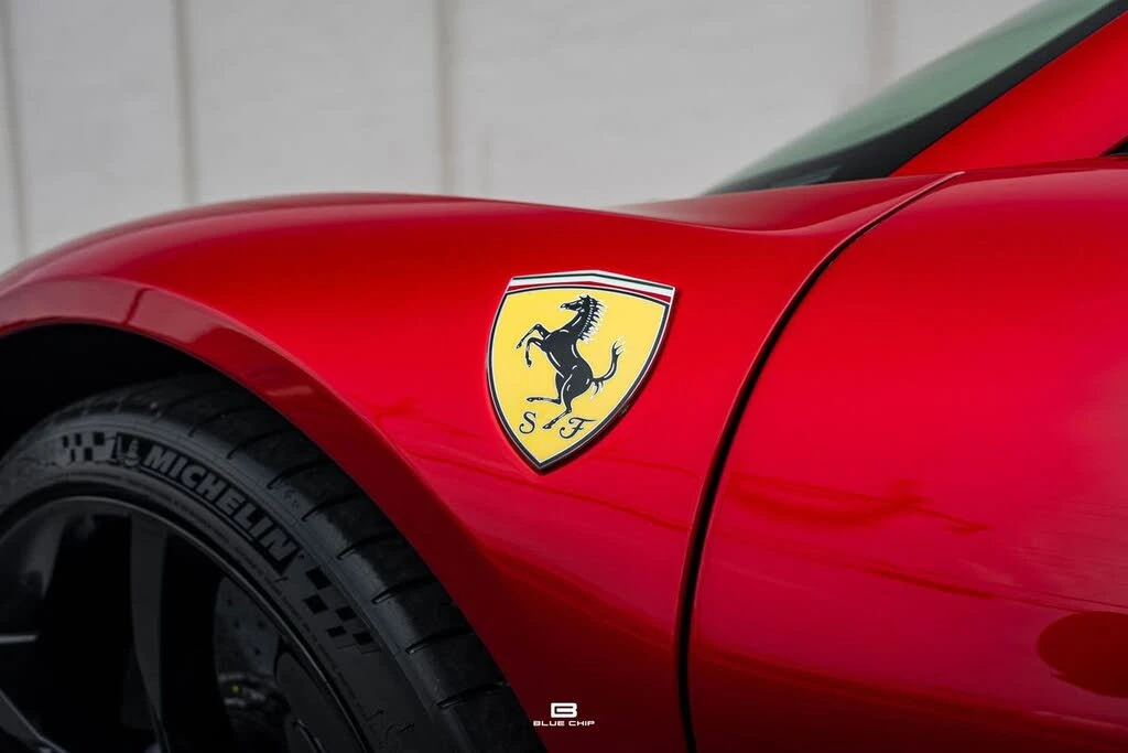 2025 Ferrari SF90 Spider - Image 13 of 31