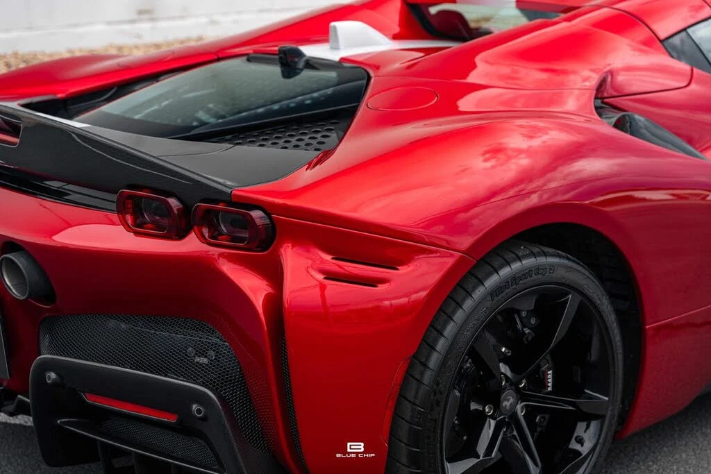 2025 Ferrari SF90 Spider - Image 23 of 31