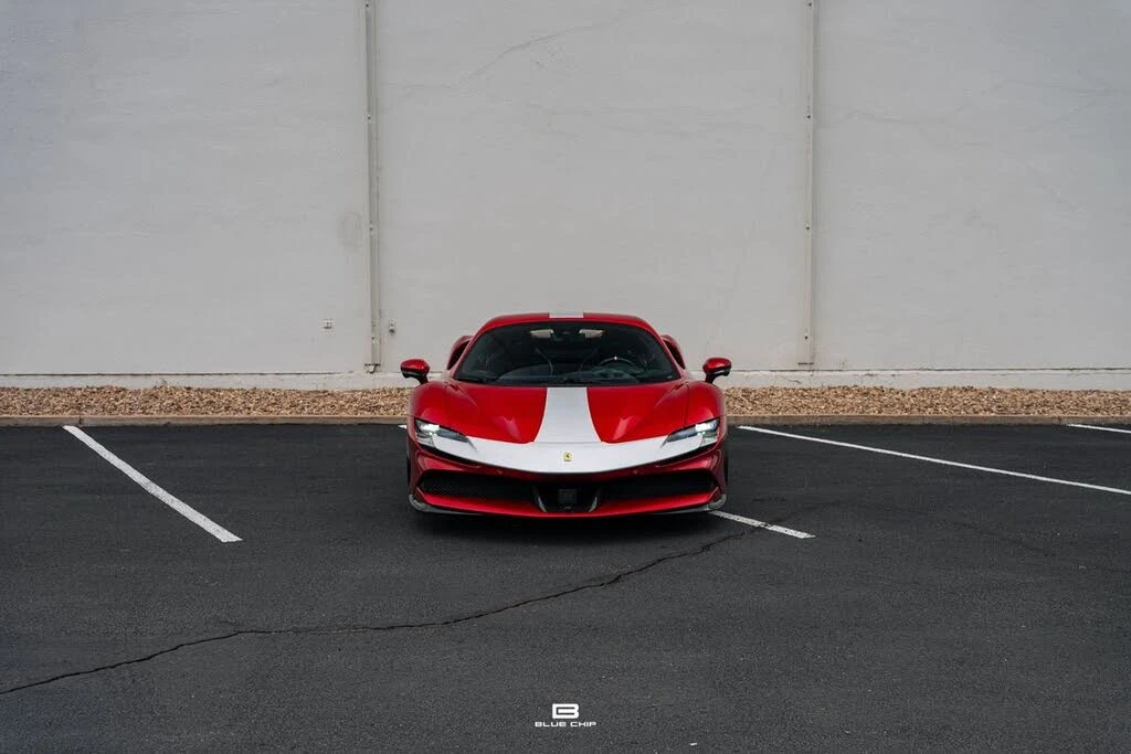2025 Ferrari SF90 Spider - Image 29 of 31