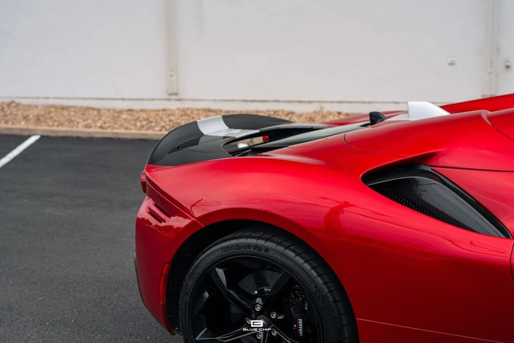 2025 Ferrari SF90 Spider - Image 18 of 31