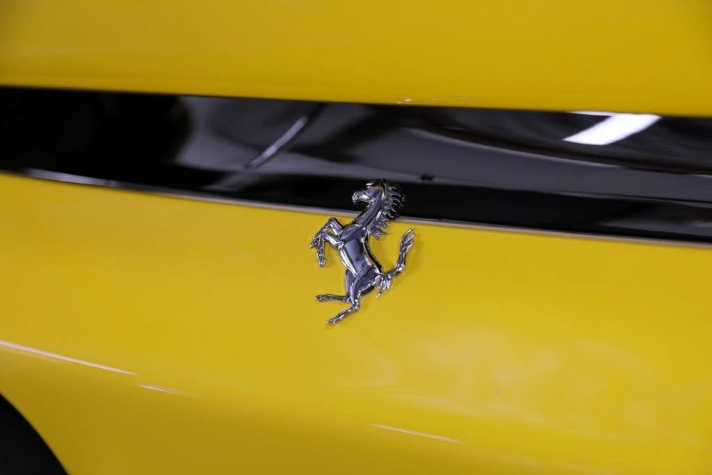 2025 Ferrari SF90 Spider - Image 26 of 31