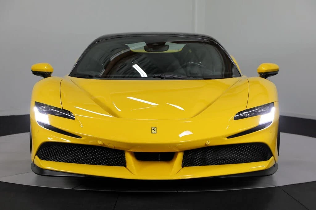2025 Ferrari SF90 Spider - Image 12 of 31