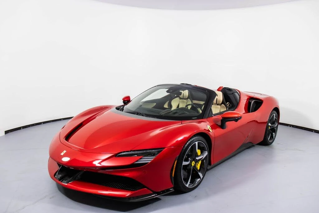 2025 Ferrari SF90 Spider - Image 10 of 31