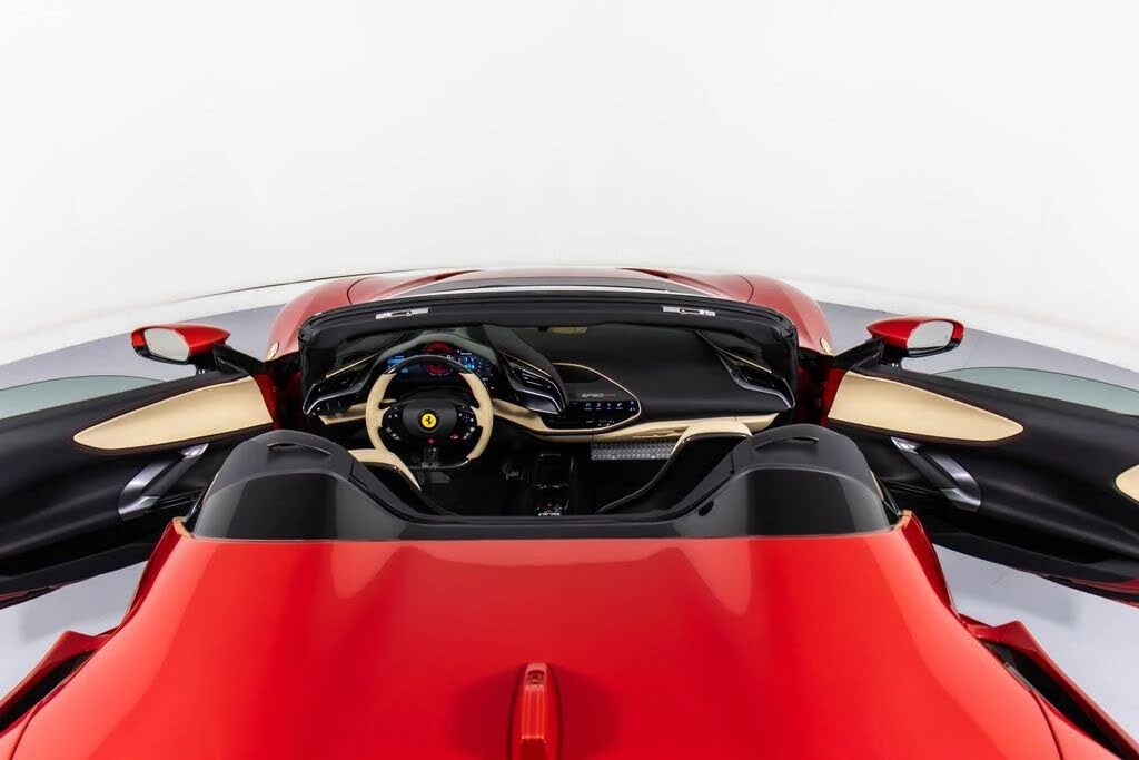 2025 Ferrari SF90 Spider - Image 23 of 31