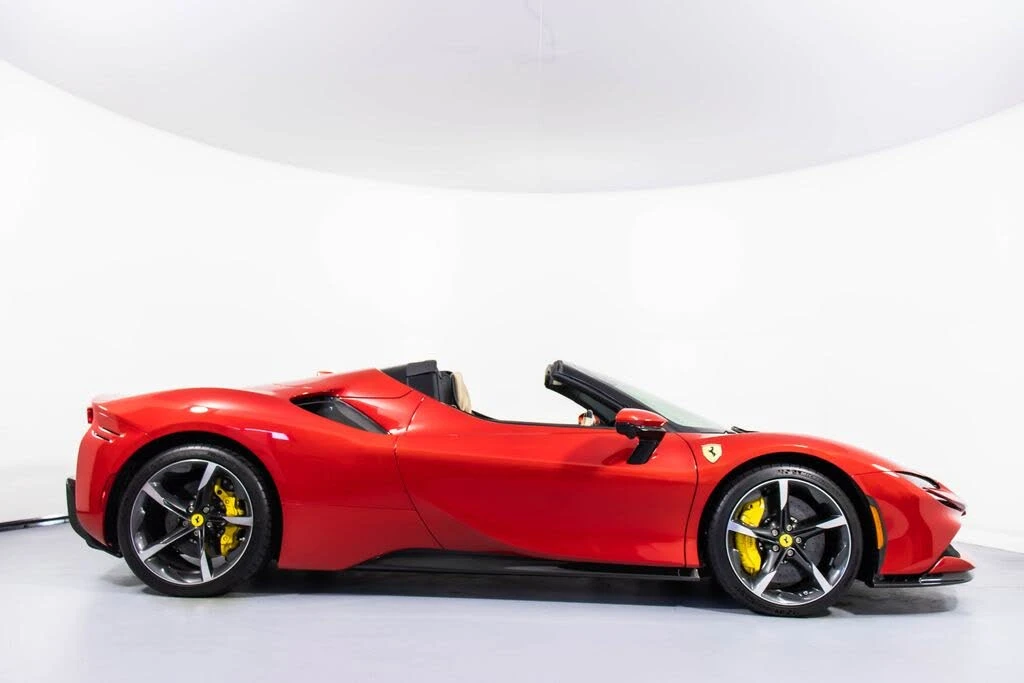 2025 Ferrari SF90 Spider - Image 3 of 31
