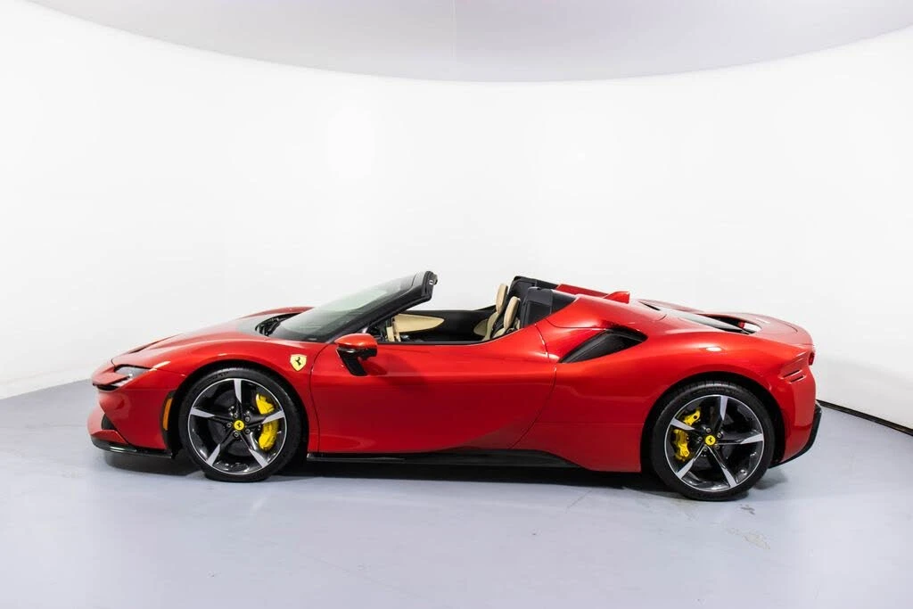 2025 Ferrari SF90 Spider - Image 9 of 31