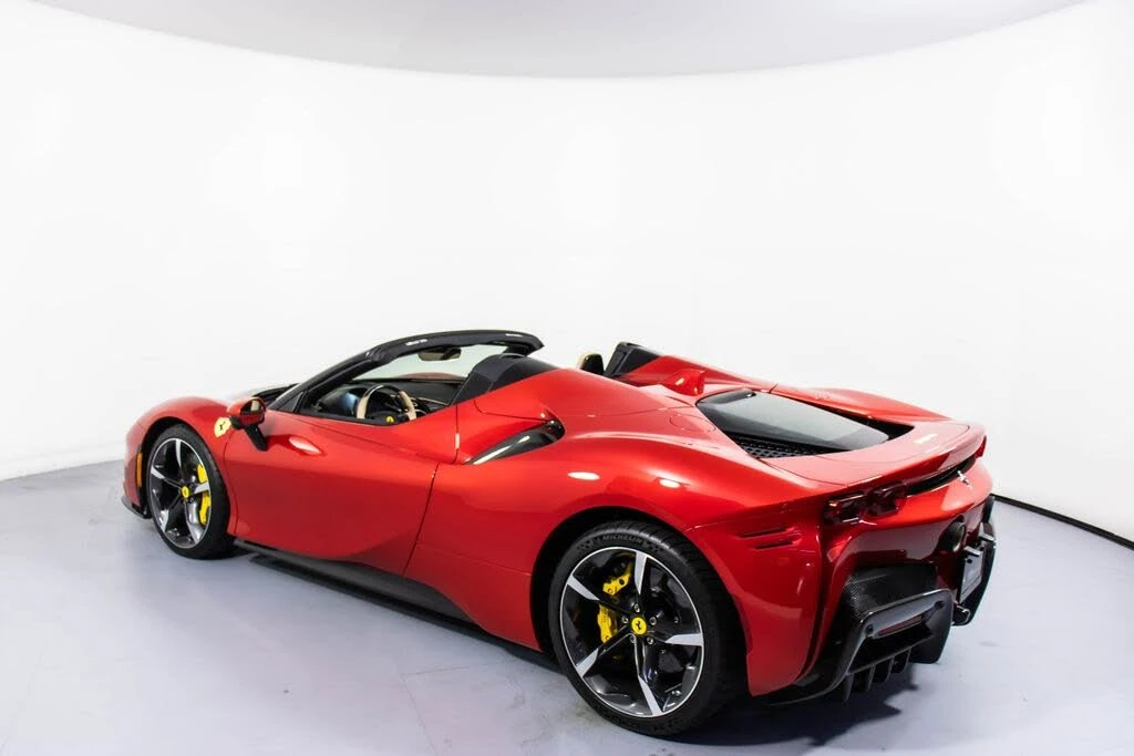 2025 Ferrari SF90 Spider - Image 8 of 31