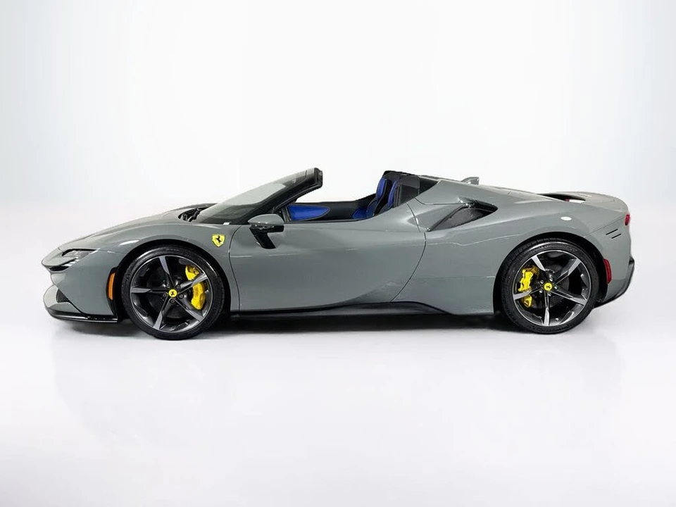 2025 Ferrari SF90 Spider - Image 7 of 29