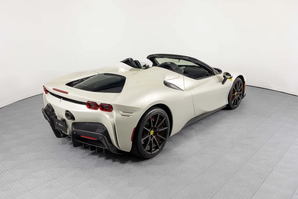 2025 Ferrari SF90 Spider - Image 18 of 31
