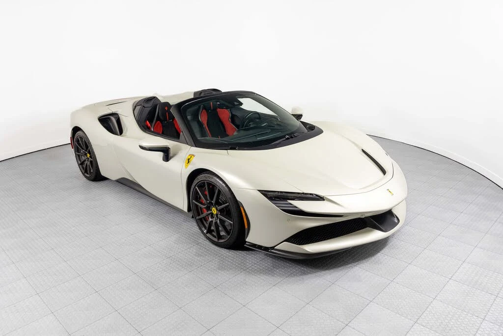 2025 Ferrari SF90 Spider - Image 15 of 31