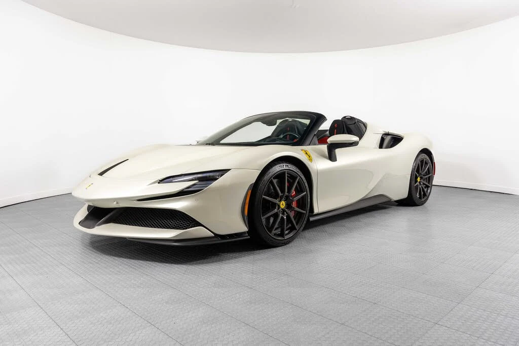 2025 Ferrari SF90 Spider - Image 13 of 31
