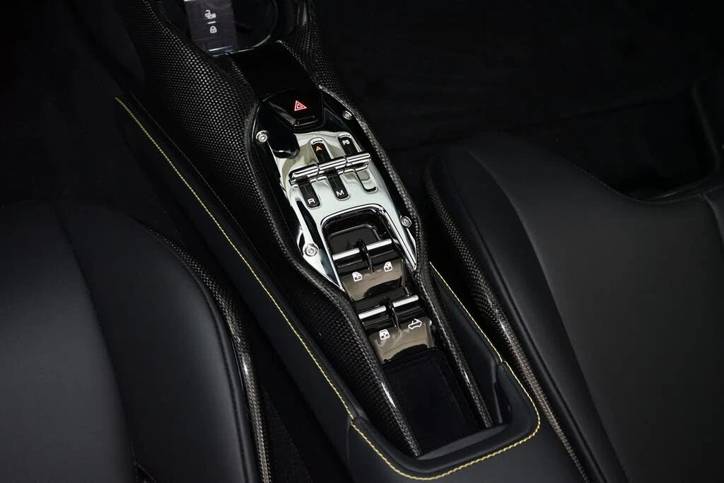 2025 Ferrari SF90 Spider - Image 19 of 30
