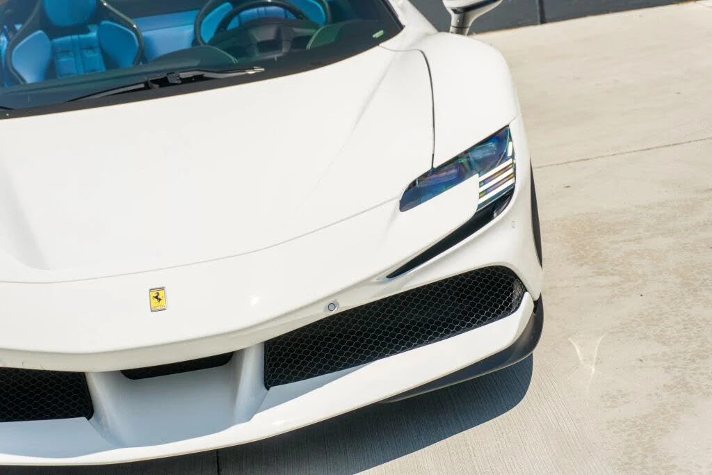 2025 Ferrari SF90 Spider - Image 29 of 31