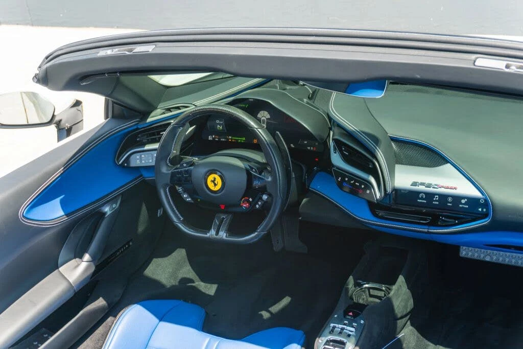 2025 Ferrari SF90 Spider - Image 16 of 31