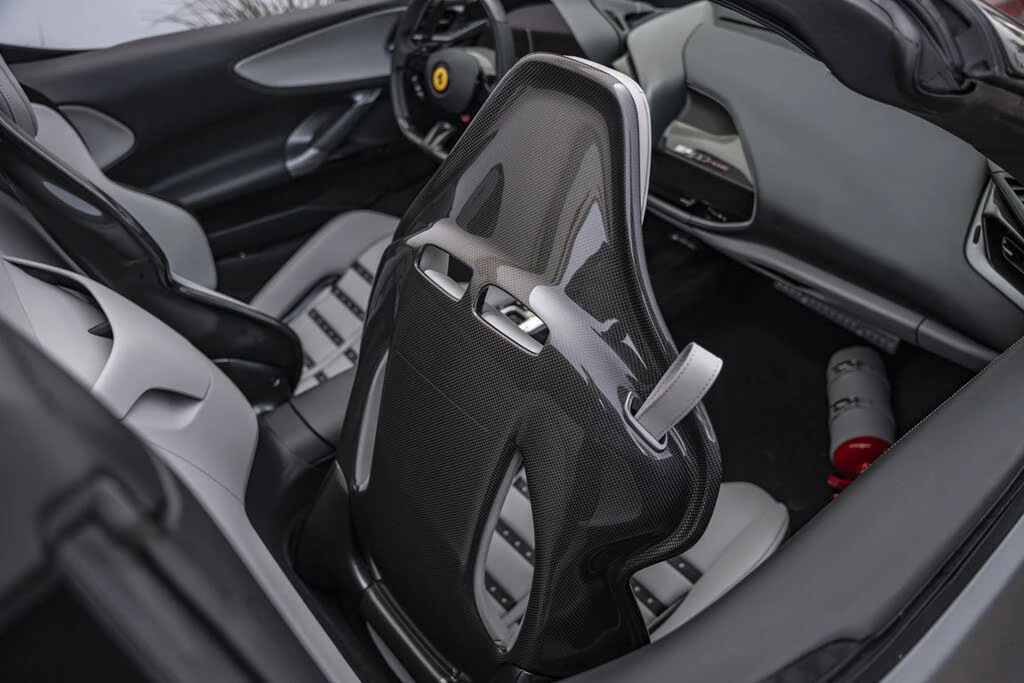 2025 Ferrari SF90 Spider - Image 16 of 31