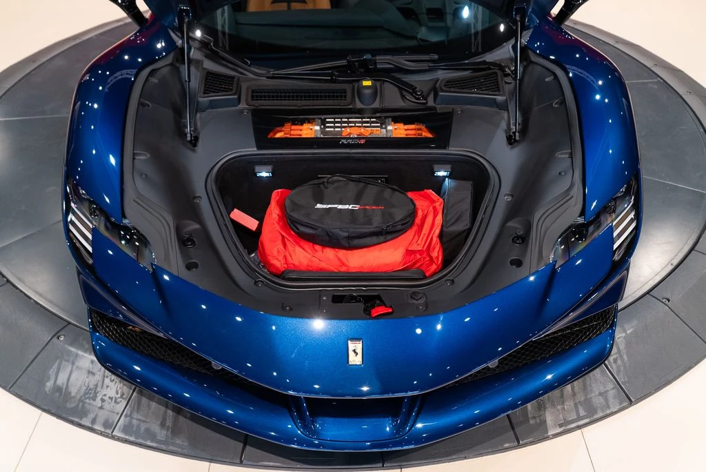 2025 Ferrari SF90 Spider - Image 15 of 31