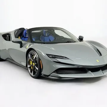 2025 Ferrari SF90 Spider Base