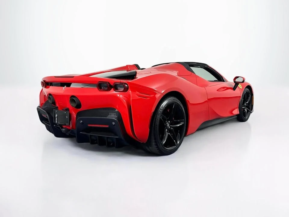 2025 Ferrari SF90 Spider - Image 7 of 20