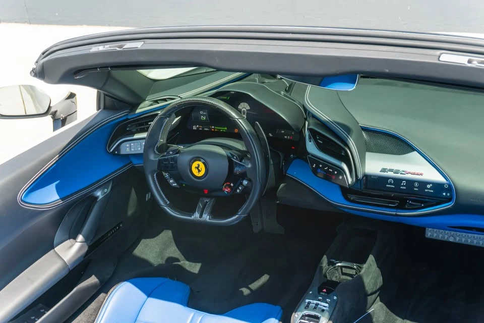 2025 Ferrari SF90 Spider - Image 15 of 20
