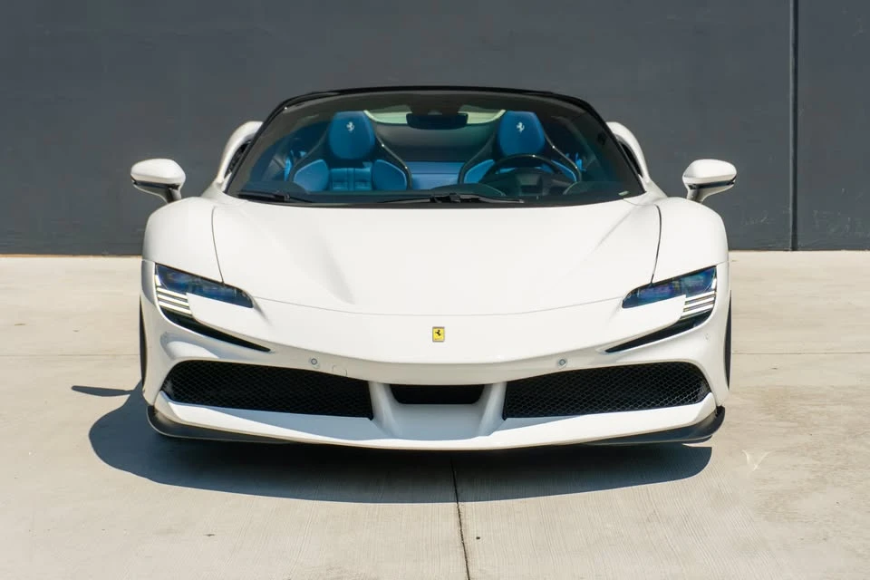 2025 Ferrari SF90 Spider - Image 4 of 20