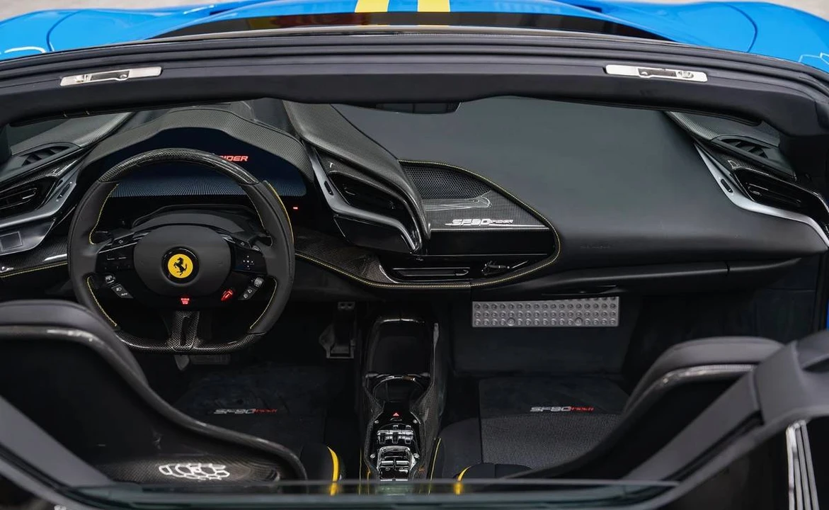 2025 Ferrari SF90 Spider - Image 13 of 24