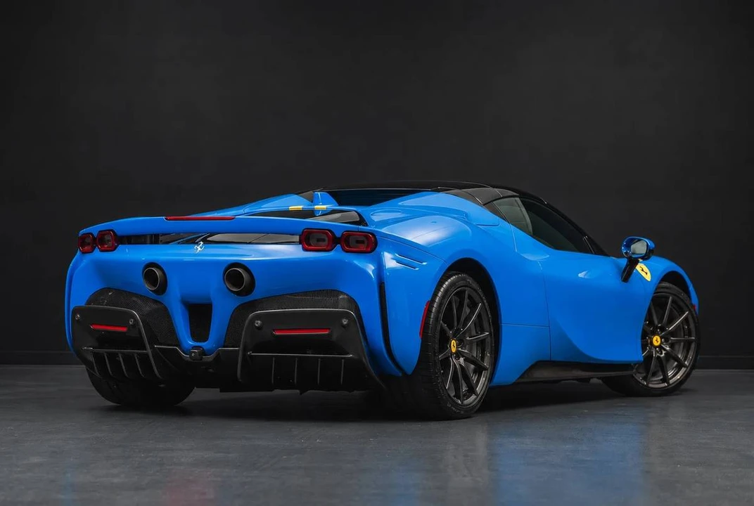2025 Ferrari SF90 Spider - Image 7 of 24