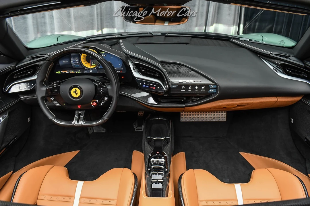 2025 Ferrari SF90 Spider - Image 25 of 31