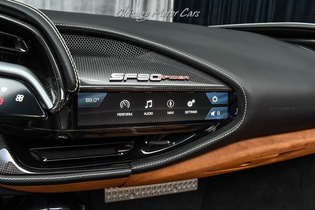 2025 Ferrari SF90 Spider - Image 18 of 31