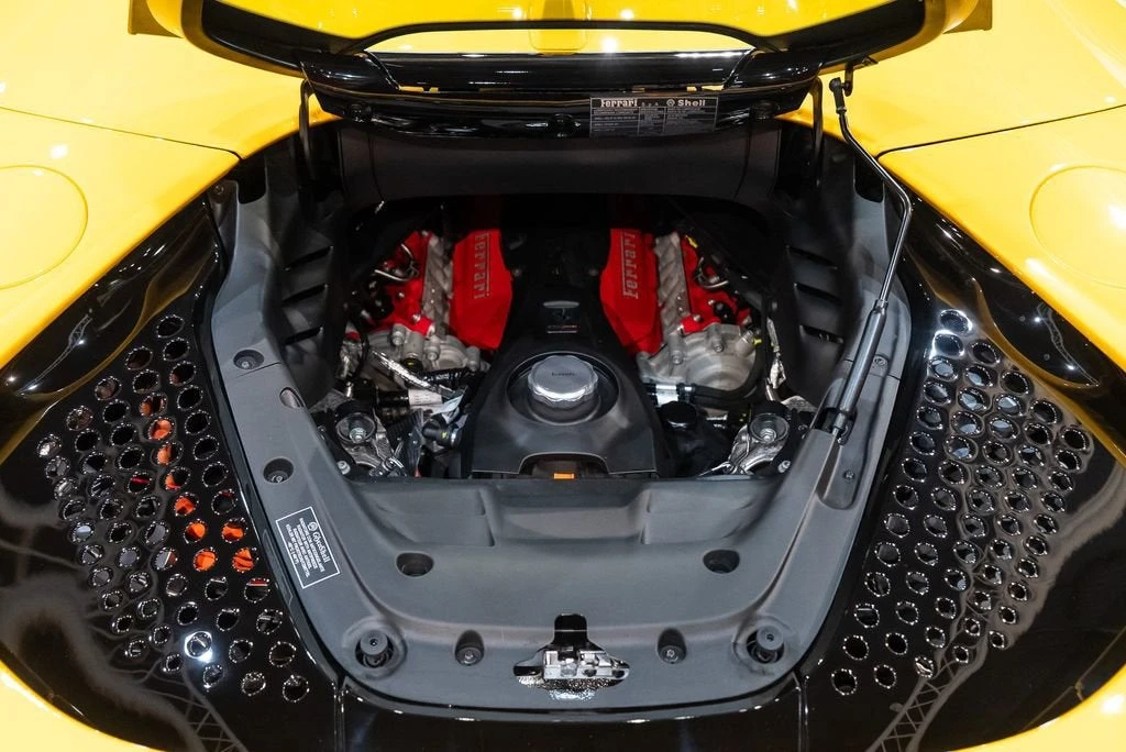 2025 Ferrari SF90 Spider - Image 18 of 31
