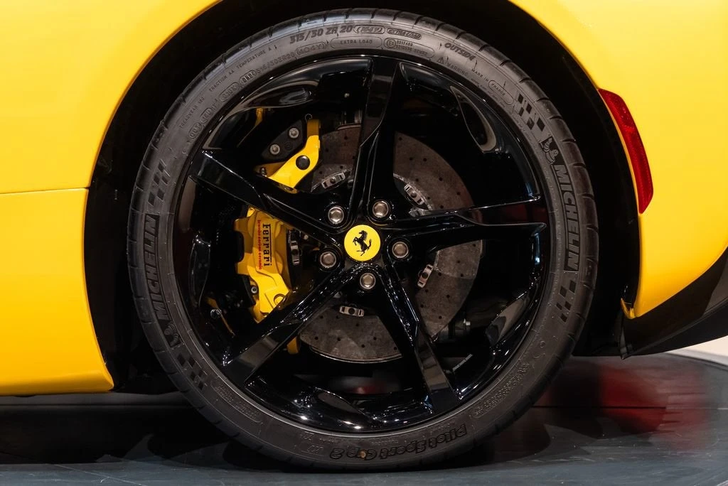 2025 Ferrari SF90 Spider - Image 14 of 31